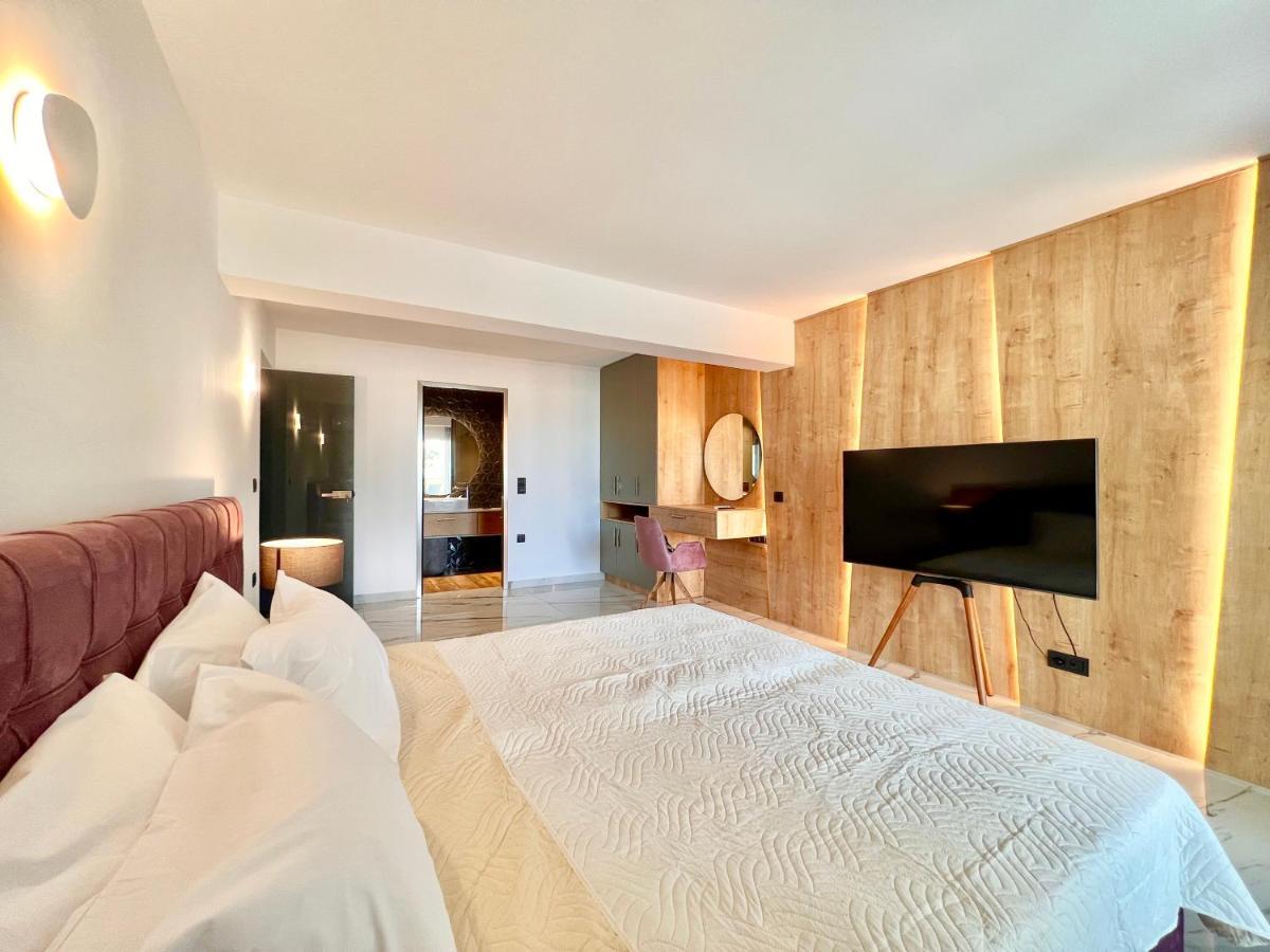 Luxury Villa Barbati Sun With Private Pool By Dadovillas 외부 사진